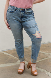 Judy Blue – Macy – Boyfriendjeans in voller Größe mit mittelhohem Bund